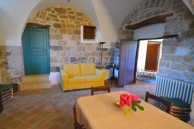 Farma Vila Masseria San Giovanni Sgadari Petralia Soprana